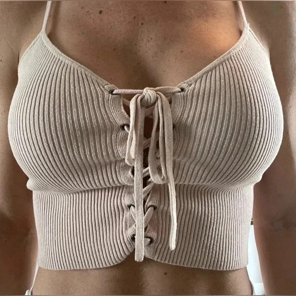 L.A. Hearts Lace-Up Crop Tank Top, Size One Size - Picture 9 of 10